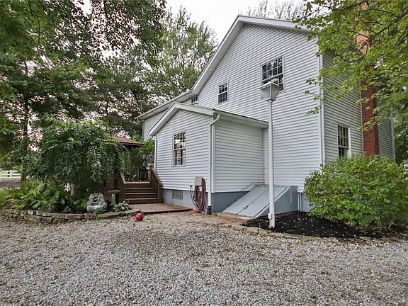 3rd image of 1248 East Ave