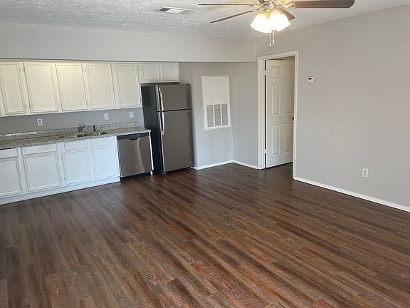 4th image of 201 Winter Park APT A
