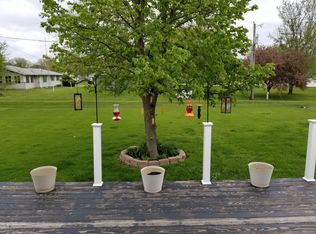 2 Fairway Ct, Donnellson, IA 52625