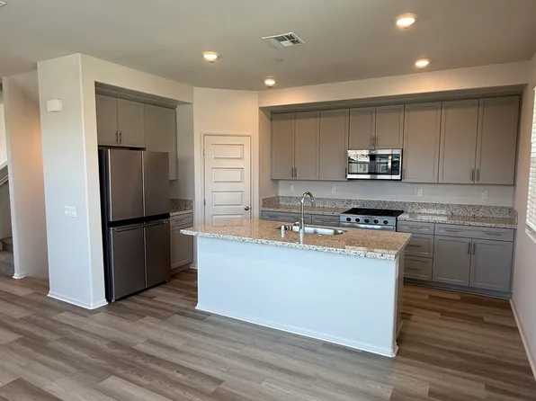 40475 Melrose Dr, Temecula, CA