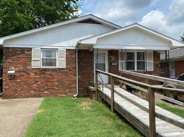 838 Stanley Ave
