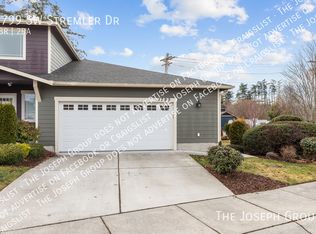1799 SW Stremler Dr, Oak Harbor, WA 98277