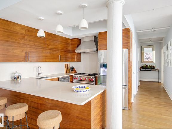 4th image of 133 Mulberry St #2D