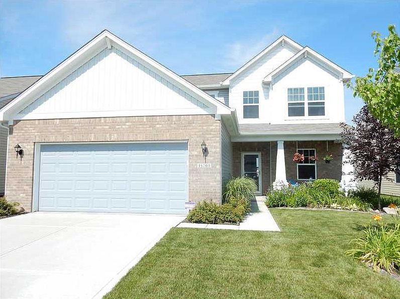 1st image of 15203 Royal Grove Dr