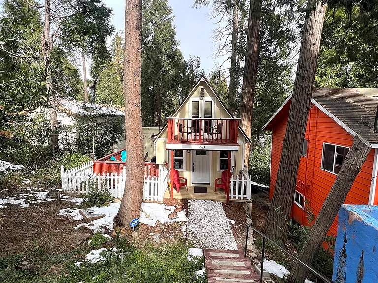 763 Woodland Rd — Photo 4