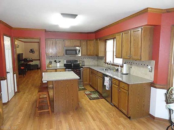 4th image of 511 Wittington Dr