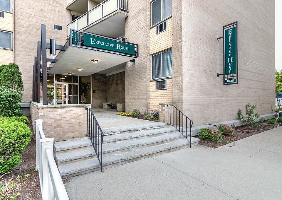 1st image of 1025 Hancock St Unit 14B