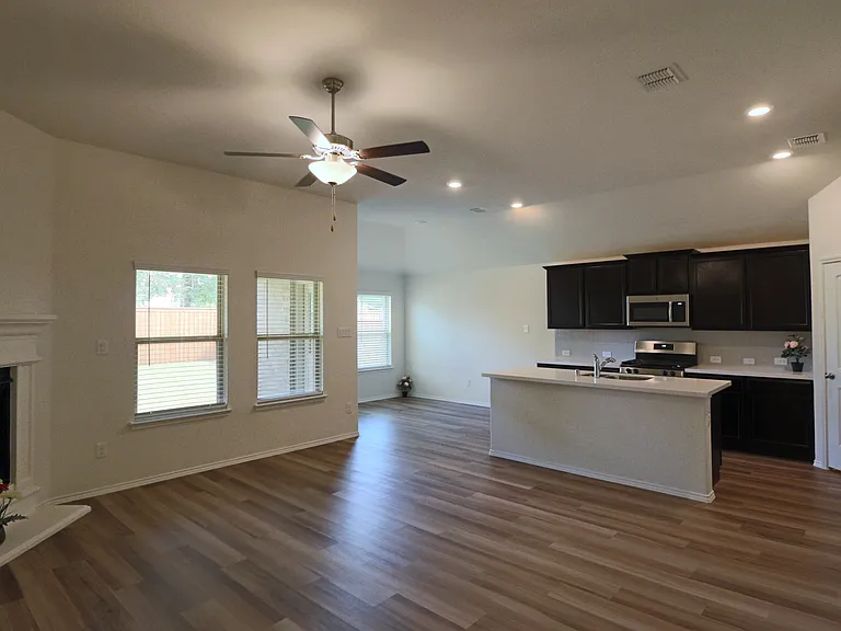 2437 Opaline Dr — Photo 13