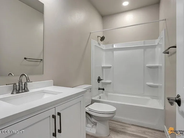 1340 W Minnetonka Dr #2 — Photo 8