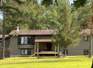 2551 Sandalot Ln, New Albin, IA 52160