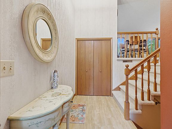 3rd image of 3361 16th Ave S #6