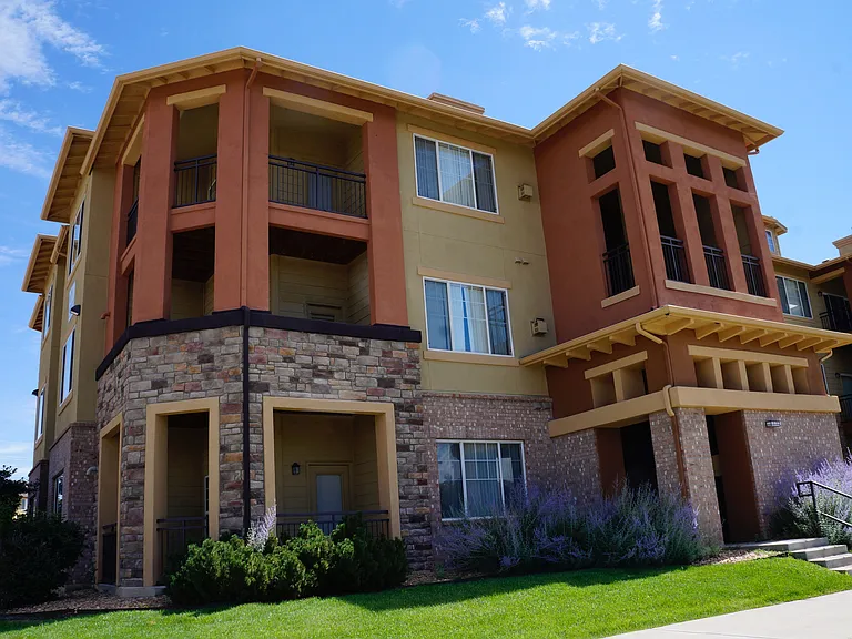 Stone Canyon Apartments — Photo 3