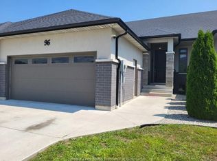 96 Carolina Woods Cres, Leamington, ON N8H5N2
