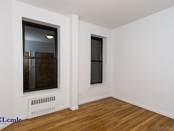 5th image of 1324 Lexington Ave #3RR