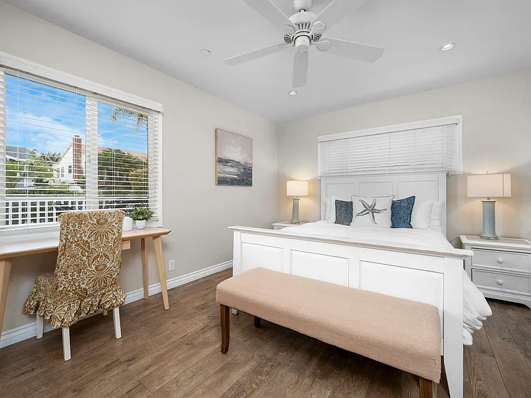181 W Avenida Cornelio — Photo 2