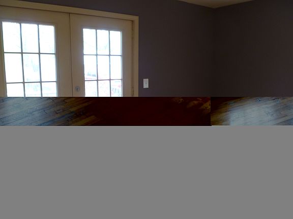 2nd image of 810 Charles St