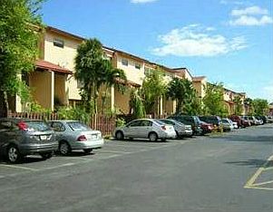 4th image of 495 W Park Dr APT 105