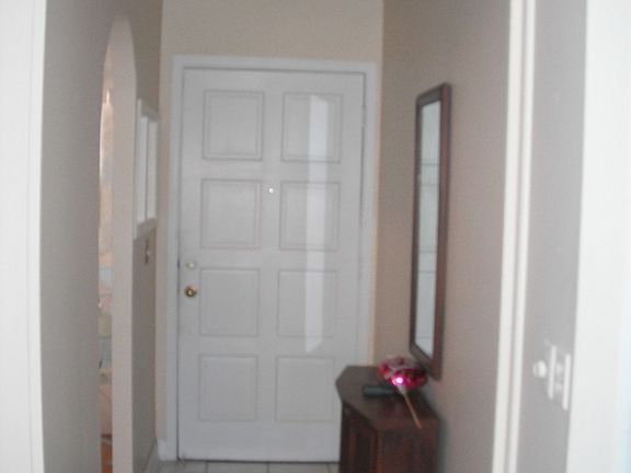 4th image of 1422 Arrowhead Cir W