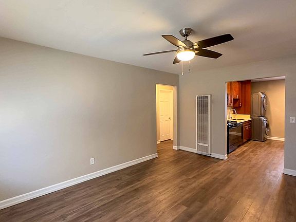 4th image of 4233 Euclid Ave #4241