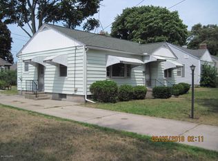 2897 Eastland Rd, Muskegon, MI 49441