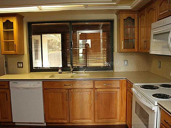4th image of 7201 Catherine Dr