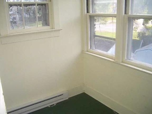 5th image of 117 N Conwell St