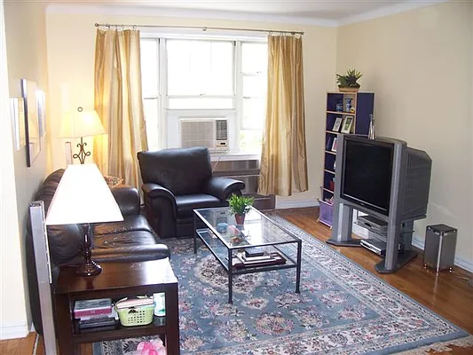 Sold by Benjamin Realty Since 1980 | media 37