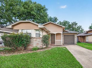 9231 Rippling Fields Dr, Houston, TX 77064