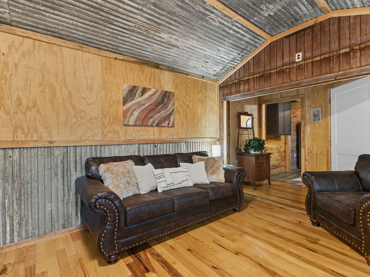 2 bed, 1000 sqft, $900 — Photo 4