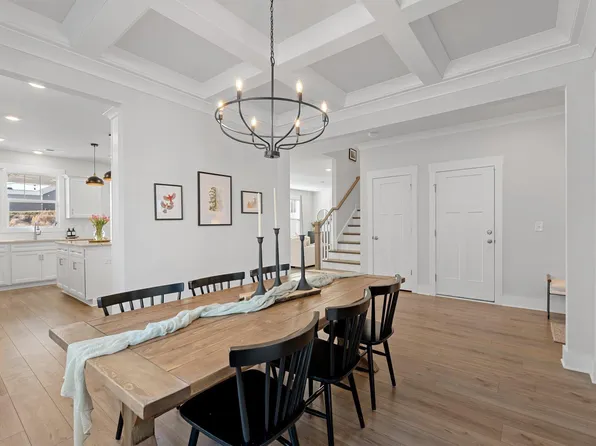 721 Sunwater Dr, Duncan, SC 29334