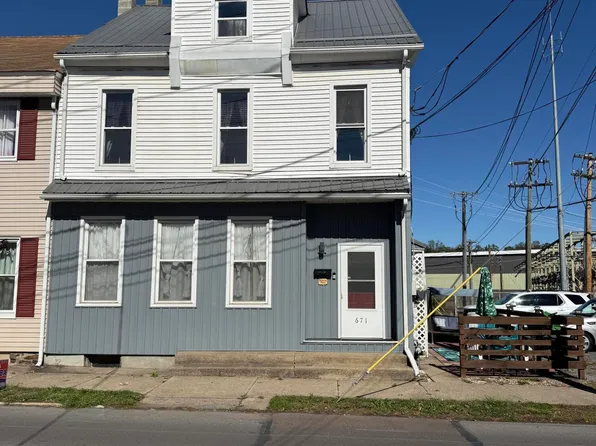 671 E Market St, Danville, PA 17821