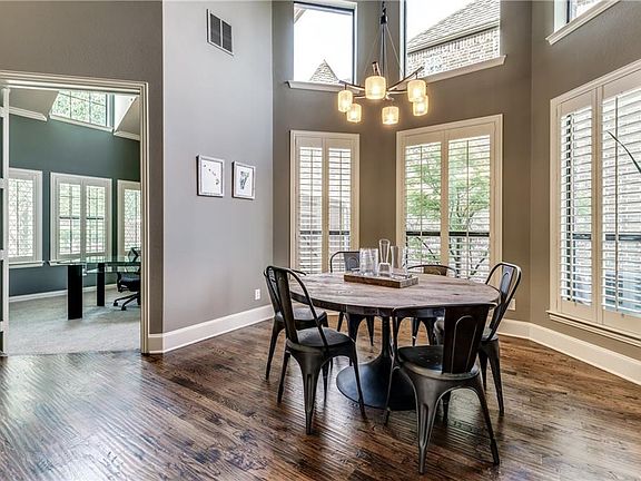 4th image of 7025 Coverdale Dr