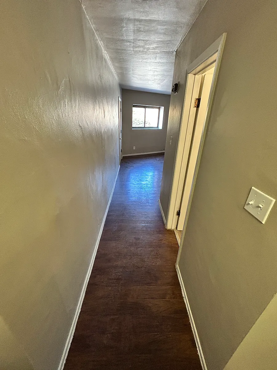 Building Photo - 500 Hays Ave #2