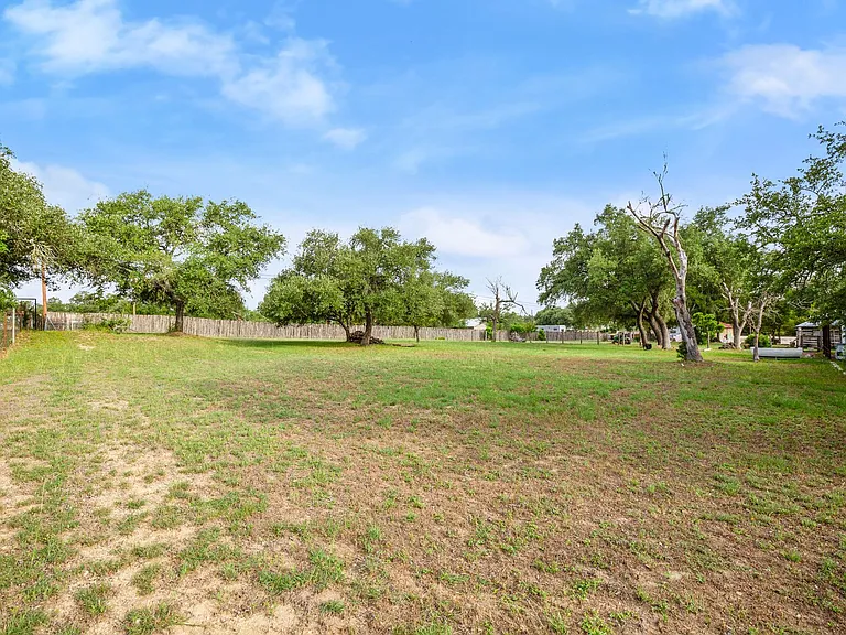10518 Signal Hill Rd — Photo 27