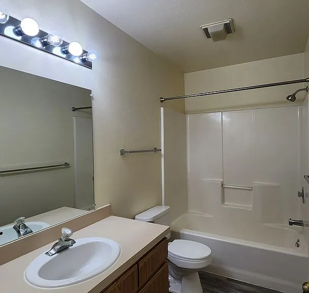 4104 Hillview Way — Photo 17