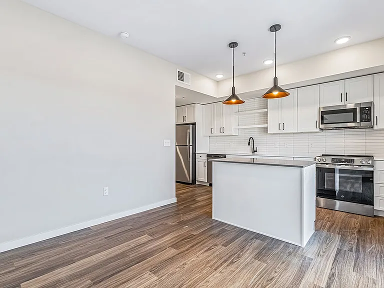 Asher Apartments - LIMITED-TIME OFFER 8 WEEKS FREE! — Photo 40