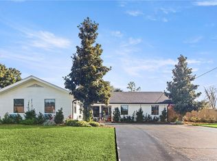 353 Morningside Dr, Lake Charles, LA 70605