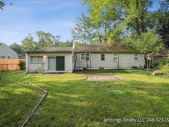 3rd image of 21176 Midway Ave