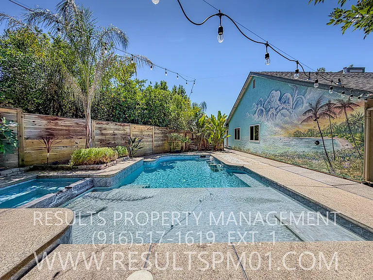 9524 Kellingworth Ct — Photo 32