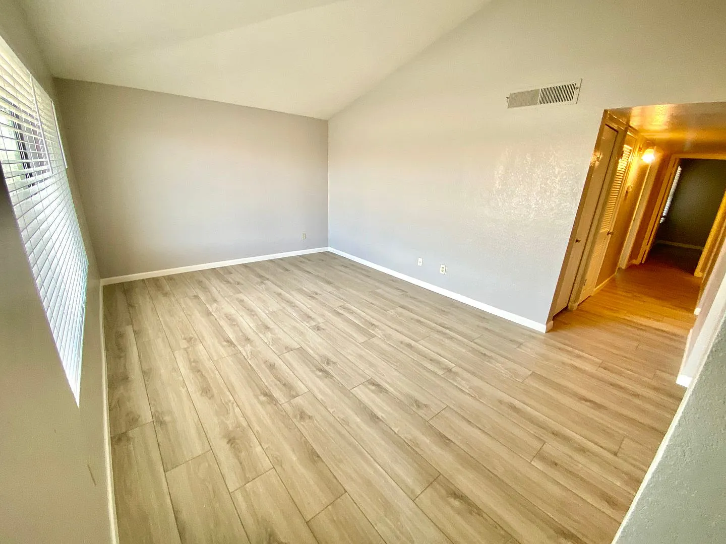 Spacious Two Bedroom Two Bath Condo in Tempe — Photo 3