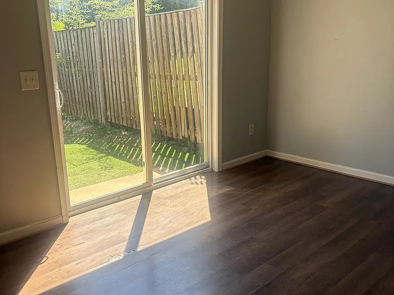 103 S Raphael Ct — Photo 6