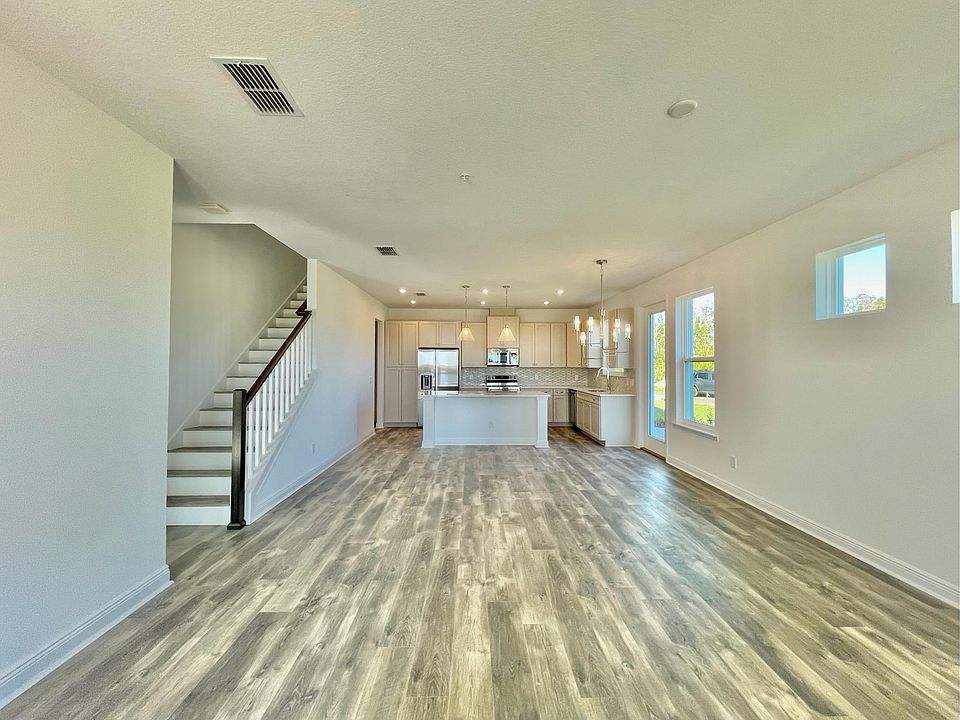 1st image of 7243 Nemours Pkwy #7275