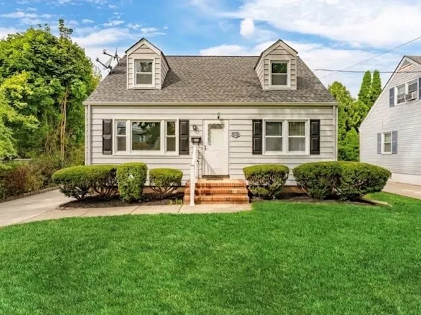145 Golf Ave, South Plainfield Boro, NJ 07080