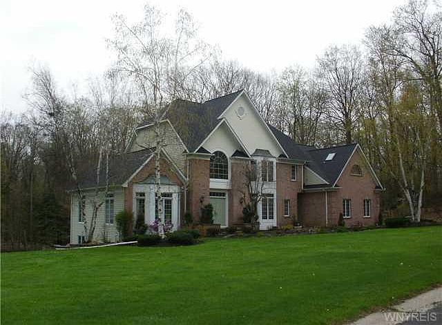 1st image of 37 Hillsboro Dr