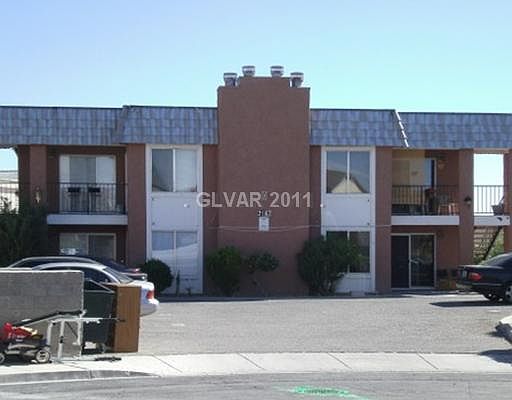 1st image of 2147 Enfield Cir APT A
