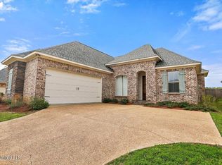 339 Emerald Way, Brandon, MS 39047