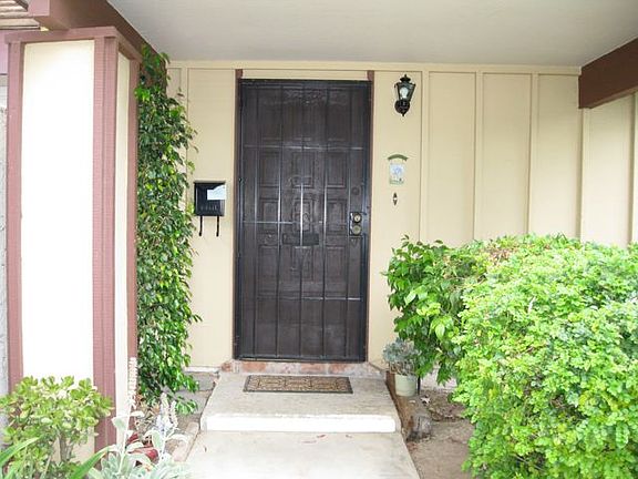2nd image of 10330 Larwin Ave
