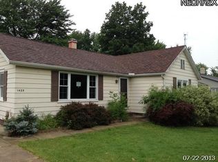 1425 Old Harpersfield Rd, Geneva, OH 44041
