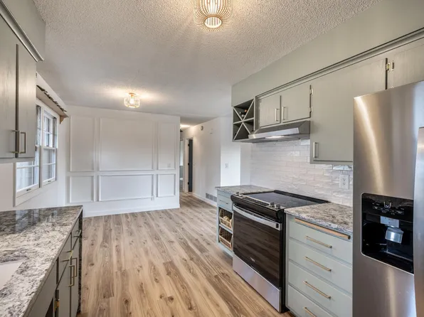 917 Osborne Rd NE, Spring Lake Park, MN 55432