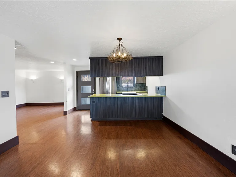 1670 Bellevue St SE — Photo 21